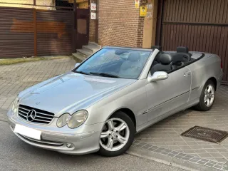 Mercedes-Benz  CLK 2005