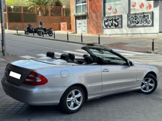 Mercedes-Benz  CLK 2005