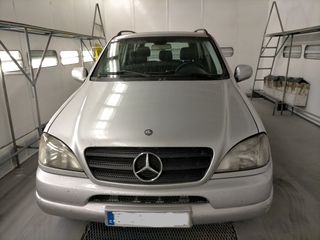 Mercedes-Benz Clase M 2000