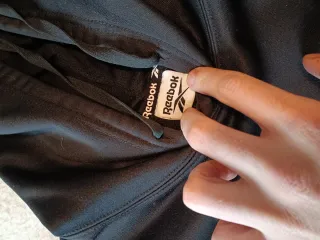 Lote 2 Sudaderas New Balance y Reebok