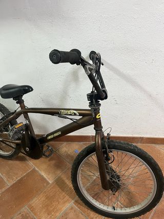 Bicicleta Conor Hook (BMX)