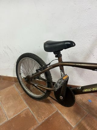 Bicicleta Conor Hook (BMX)