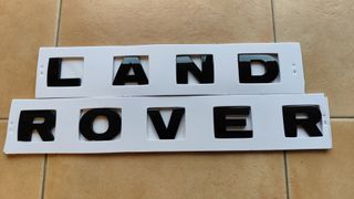 Scritta in rilievo LAND ROVER nero lucido
