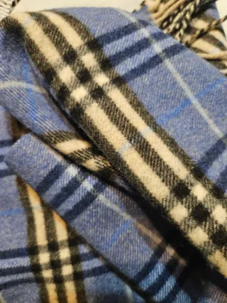 Bufanda Burberry Cuadros Azul, beige y negro