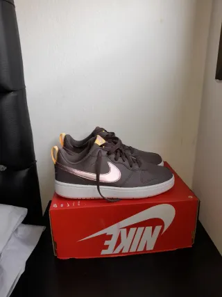 Nike Bambas Talla 38.5 Marrón Rosa