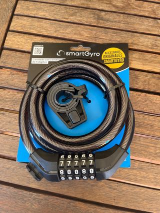 Patinete electrico con casco y candado