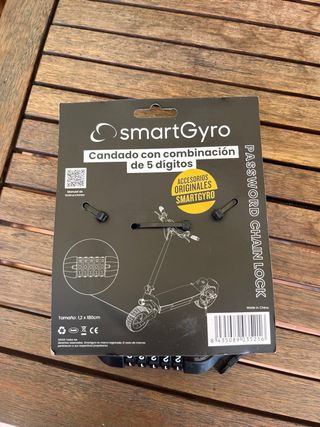 Patinete electrico con casco y candado