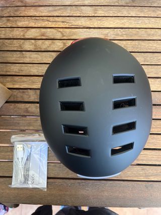 Patinete electrico con casco y candado