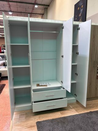 Armario 4 puertas con espejos