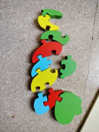 Puzzle Serpiente de Madera de Colores