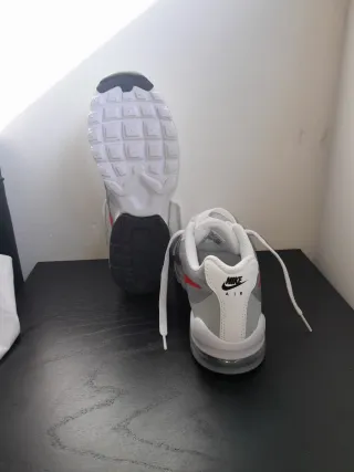 Nike Air Max Invigor Talla 38