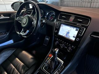VOLKSWAGEN Golf GTI Performance 2.0 TSI DSG BMT