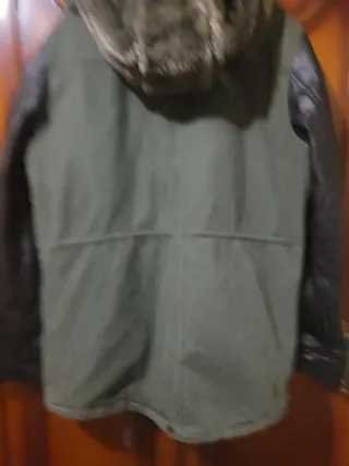 Chaqueta hombre verde y negra