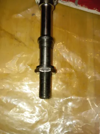 Eje BMX Profile Titanio 14mm