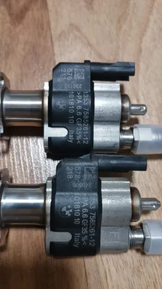 Inyector BMW 12537585261-12