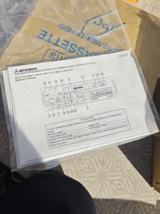 Radio Cassette Mitsubishi MZ311762