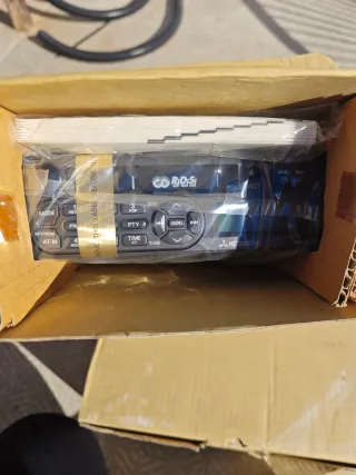 Radio Cassette Mitsubishi MZ311762