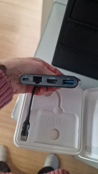 Adaptador Multipuertos Samsung USB-C HDMI