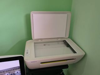 Pack escritorio + ordenador HP + impresora HP