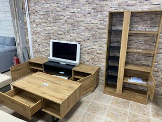 Mesa centro, mueble TV y estantería
