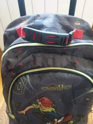 Mochila escolar con ruedas Toto
