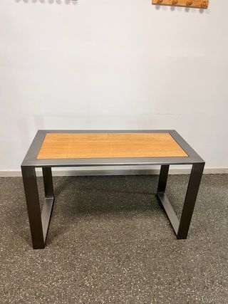 Mesa Acero y Madera
