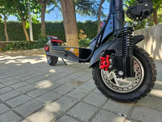 Patinete Eléctrico Bojina con Casco y accesorios