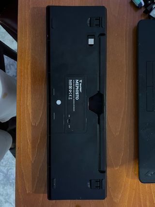 Teclado Mecánico Tempest Mephisto RGB