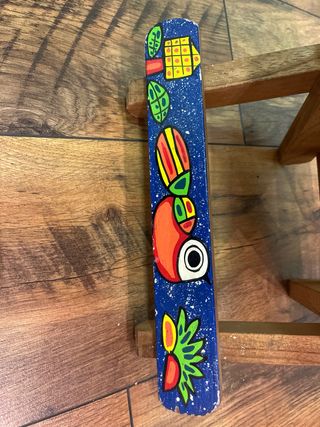 Taburete vintage decorado