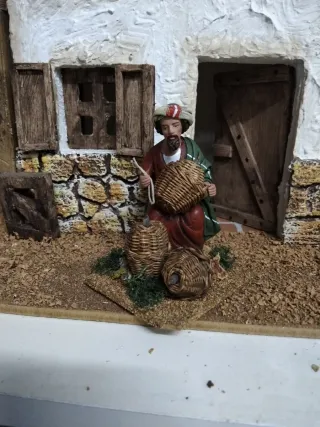 Figura pastor con cestas