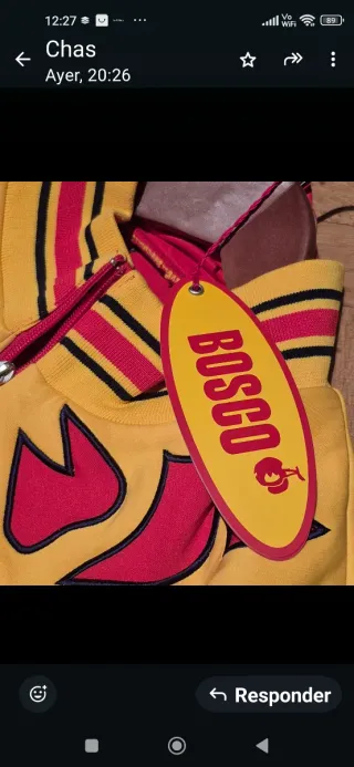 Conjunto deportivo Busco rojo