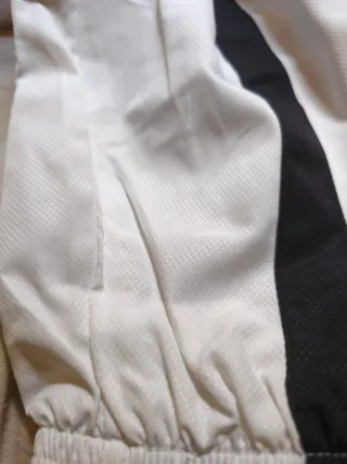 Chaqueta Sergio Tacchini Blanca y Gris