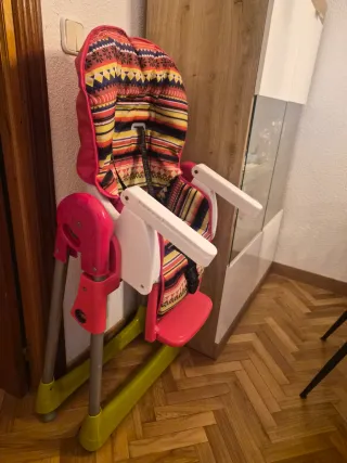 Trona infantil con estampado étnico