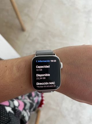 Apple Watch SE 4 GPS + Cellular Plata