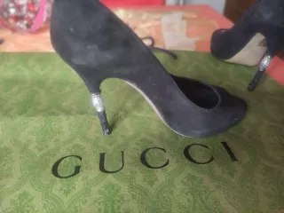 Décolleté Gucci camoscio nero Tg 36,5