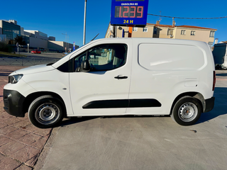 Alquilo Furgoneta Peugeot Partner 2021 en Tarancon