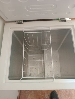 Congelador arcón Benavent 98L