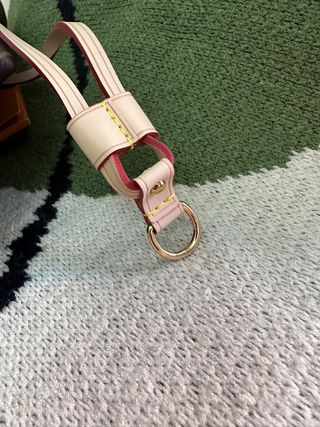 Louis Vuitton RojaNeverFull