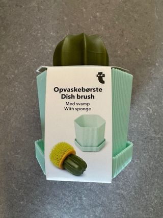 Lote 3 esponjas de limpieza rosa y un cepillo