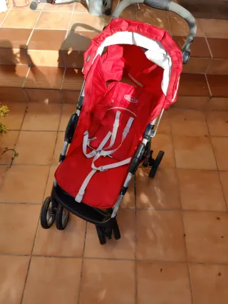 Silla de paseo Graco roja