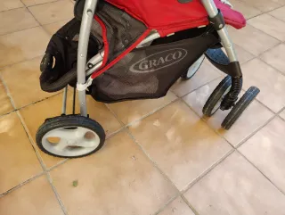 Silla de paseo Graco roja