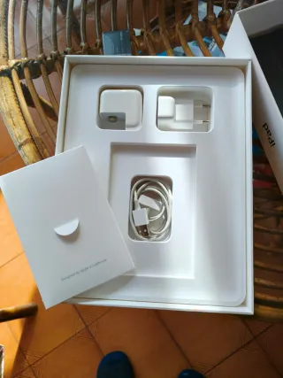 Apple iPad 2 16GB Negro. En su caja original