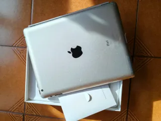 Apple iPad 2 16GB Negro. En su caja original