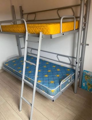 Litera abatible de acero  con dos colchones
