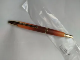 Pluma Jinhao 10 color café nueva