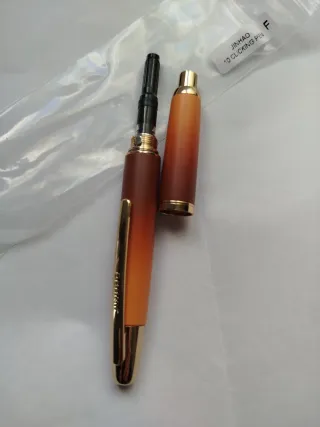 Pluma Jinhao 10 color café nueva