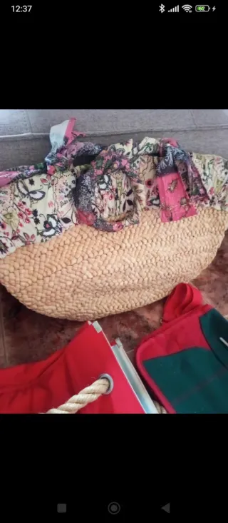 Lote de bolsos y mochilas Precio por todos!!