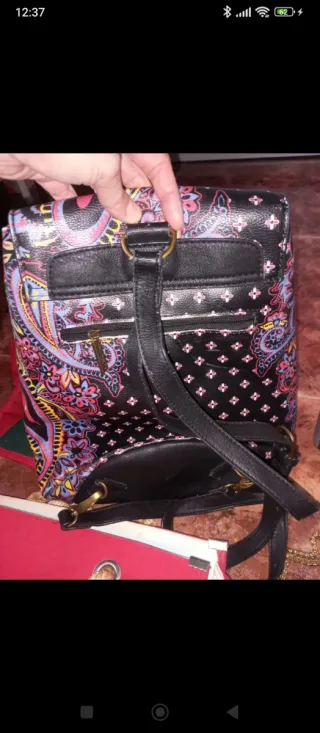 Lote de bolsos y mochilas Precio por todos!!