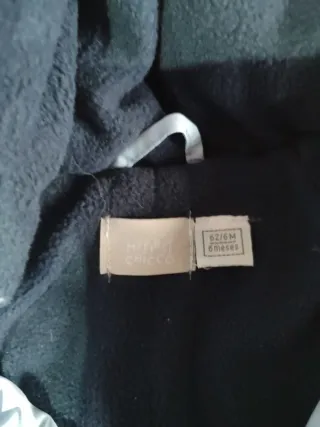 Buzo plumas bebé Chicco 0-6 meses. Solo 2 usos.