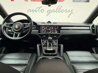 Porsche Cayenne E-Hybrid Coupe Platinum Edition